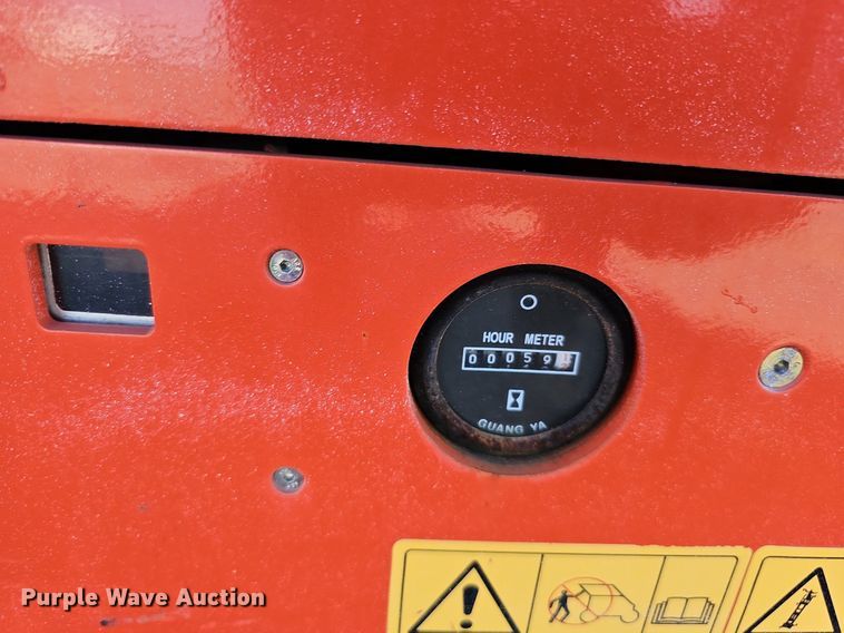 image for item MH9389 2018 LGMG AS2632E  scissor lift