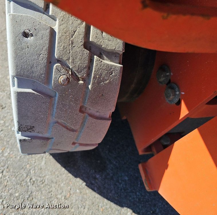 image for item MH9389 2018 LGMG AS2632E  scissor lift