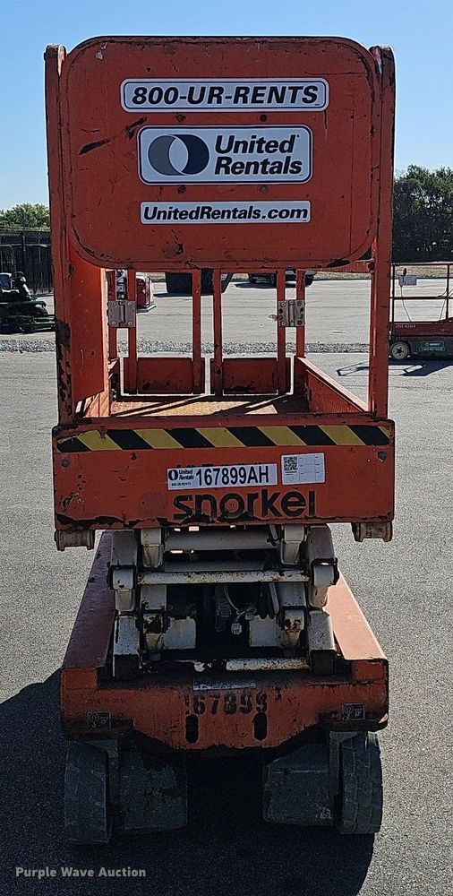 image for item MH9390 2016 Snorkel S3219E  scissor lift