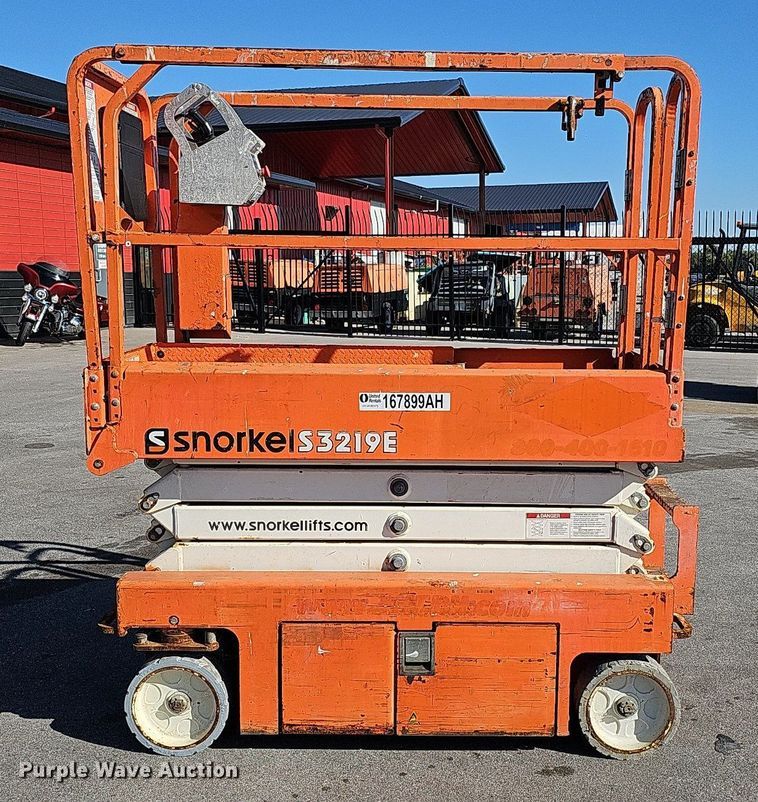 image for item MH9390 2016 Snorkel S3219E  scissor lift
