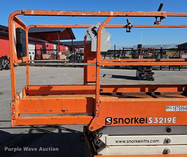 image for item MH9390 2016 Snorkel S3219E  scissor lift