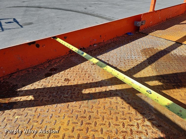 image for item MH9390 2016 Snorkel S3219E  scissor lift