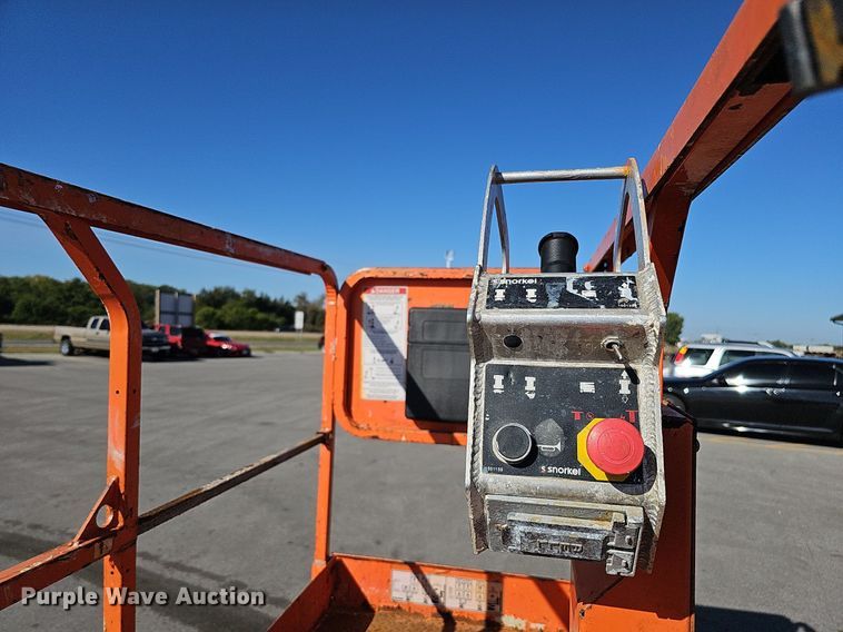 image for item MH9390 2016 Snorkel S3219E  scissor lift