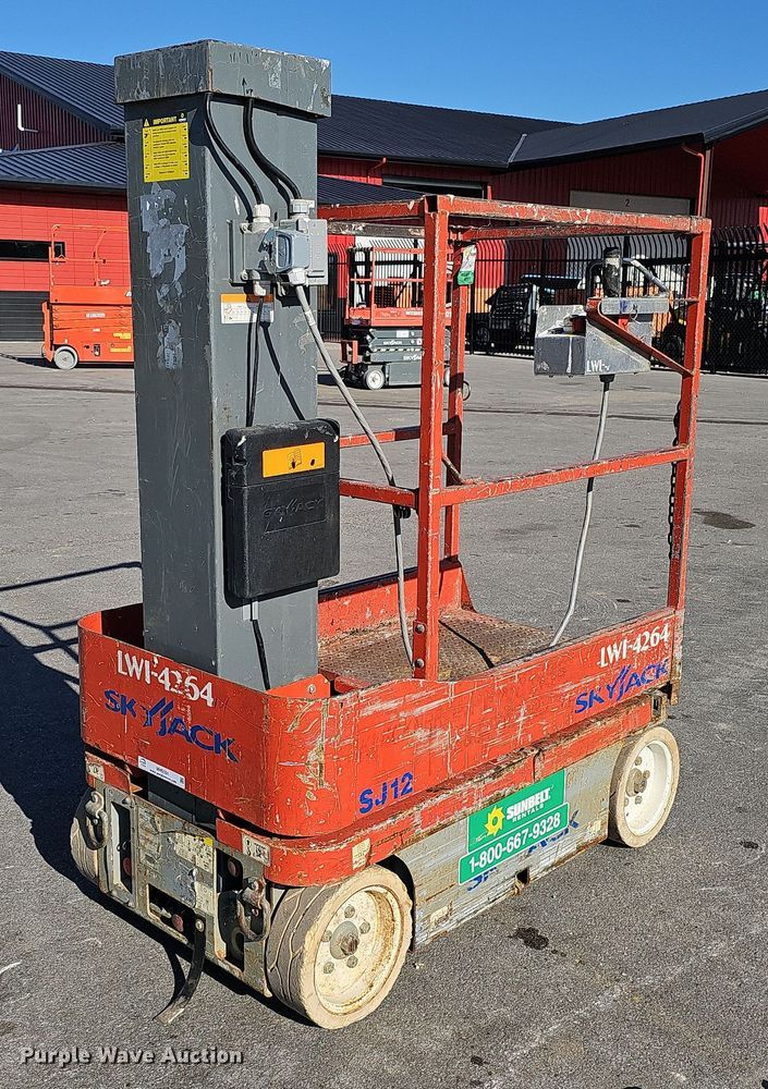 image for item MH9391 2012 Skyjack SJ12  vertical lift