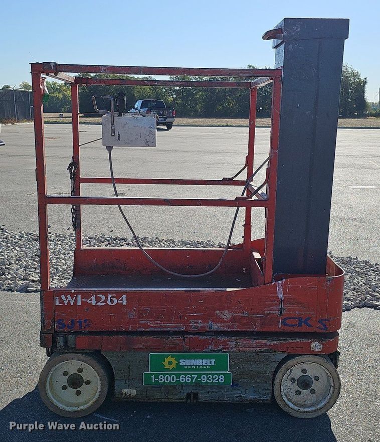 image for item MH9391 2012 Skyjack SJ12  vertical lift