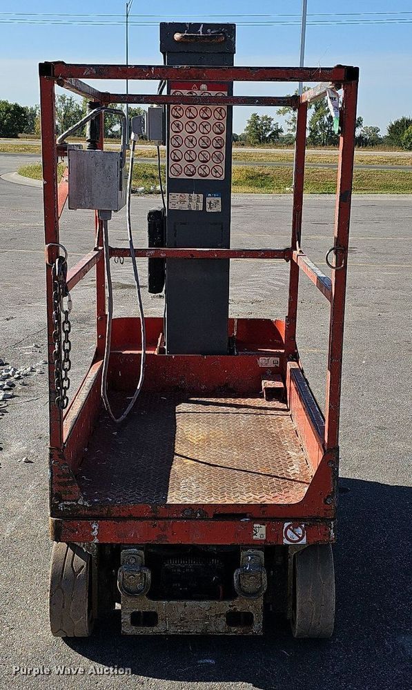 image for item MH9391 2012 Skyjack SJ12  vertical lift