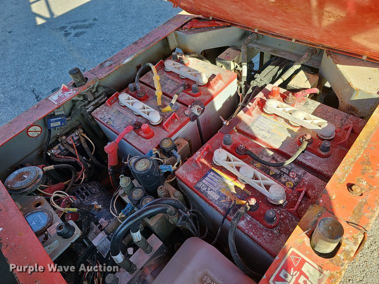 image for item MH9391 2012 Skyjack SJ12  vertical lift