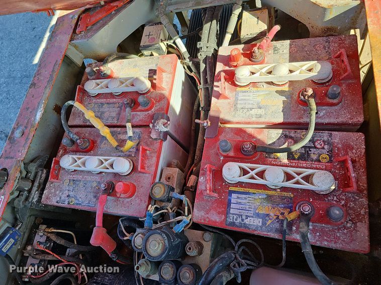 image for item MH9391 2012 Skyjack SJ12  vertical lift