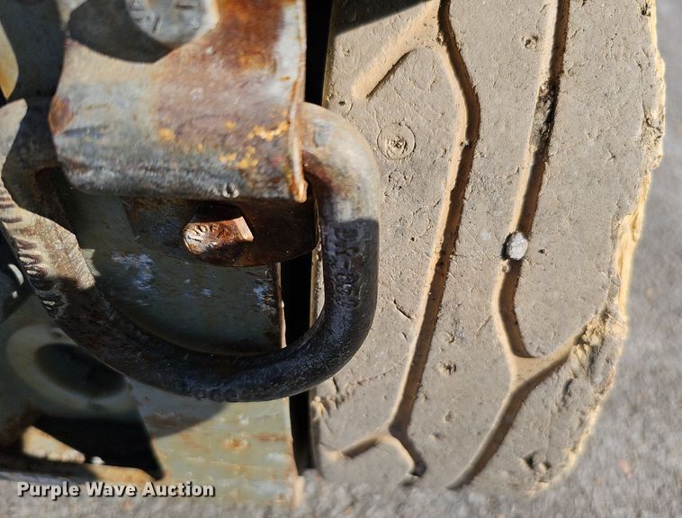 image for item MH9391 2012 Skyjack SJ12  vertical lift