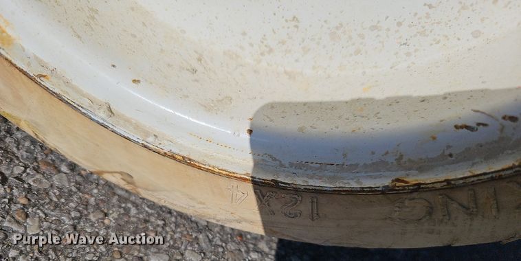 image for item MH9391 2012 Skyjack SJ12  vertical lift