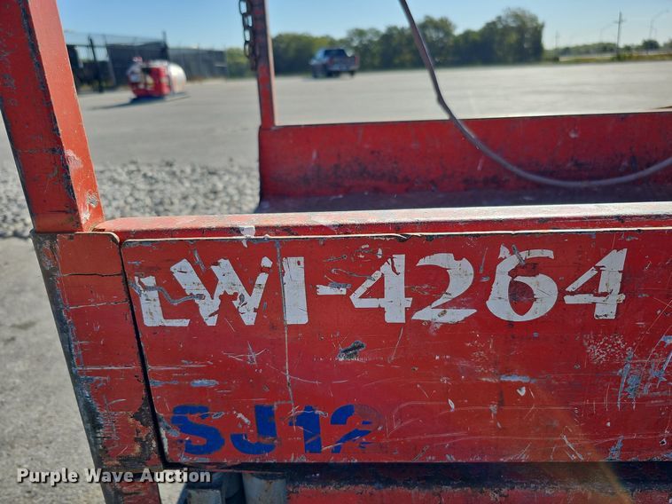 image for item MH9391 2012 Skyjack SJ12  vertical lift