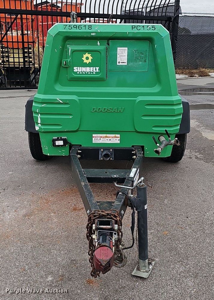 image for item MH9403 2015 Doosan P185WDO-T4F  air compressor