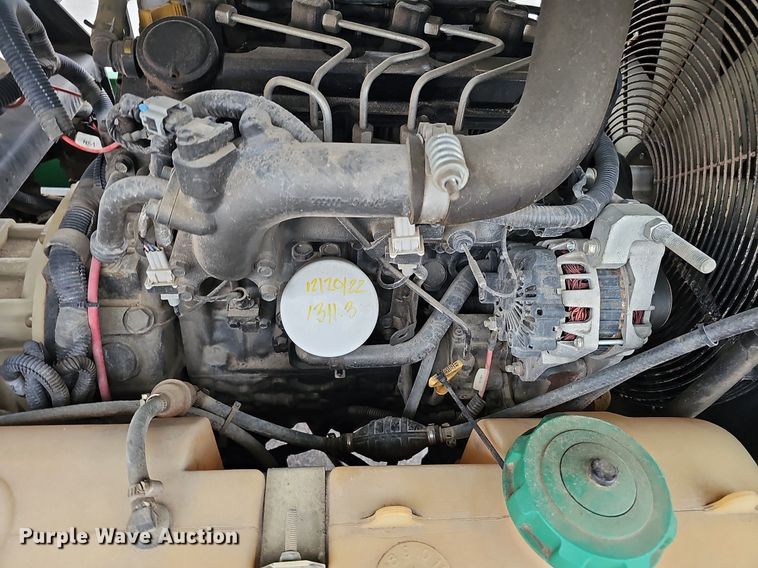 image for item MH9403 2015 Doosan P185WDO-T4F  air compressor