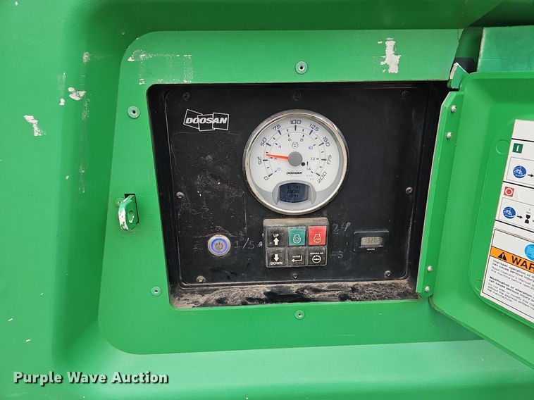image for item MH9403 2015 Doosan P185WDO-T4F  air compressor