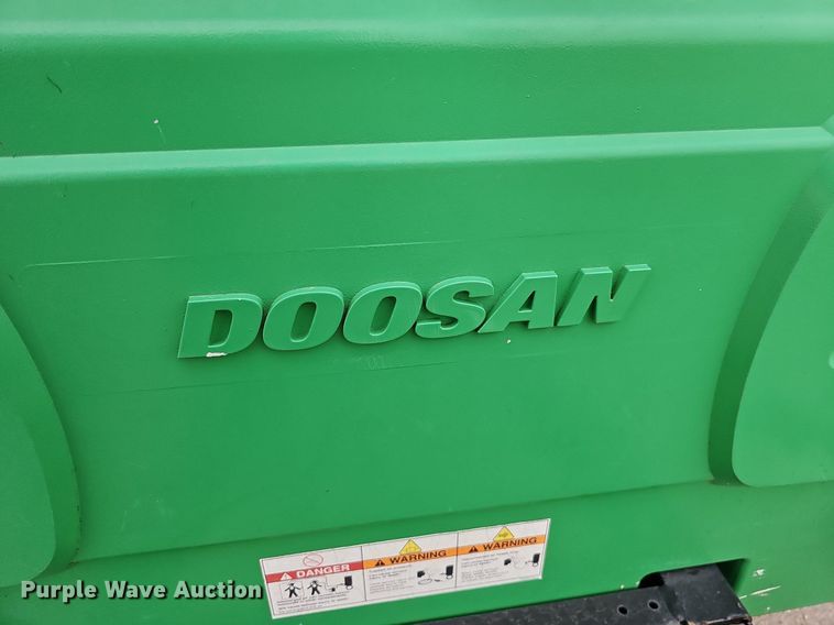 image for item MH9403 2015 Doosan P185WDO-T4F  air compressor