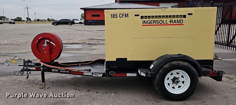 image for item MH9404 2001 Ingersoll Rand  P185WJDJ air compressor