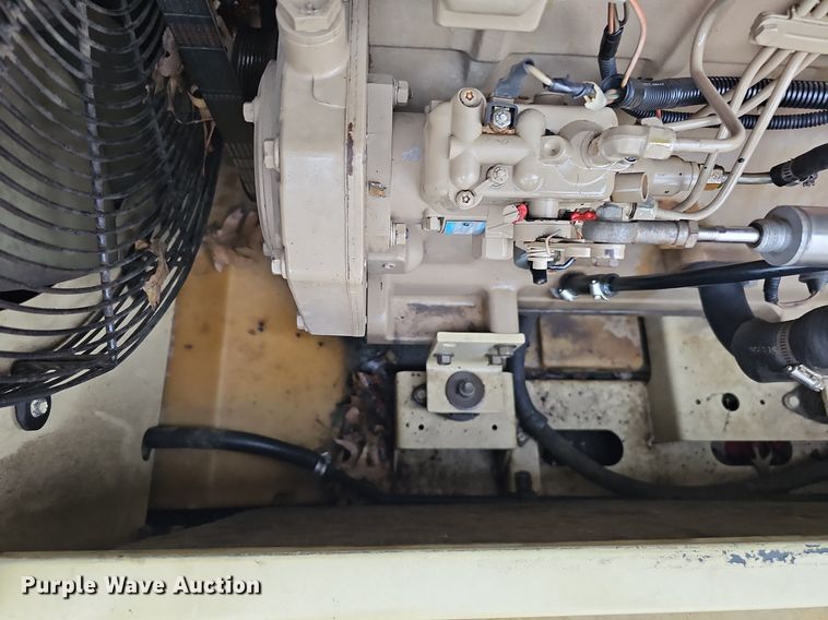 image for item MH9404 2001 Ingersoll Rand  P185WJDJ air compressor