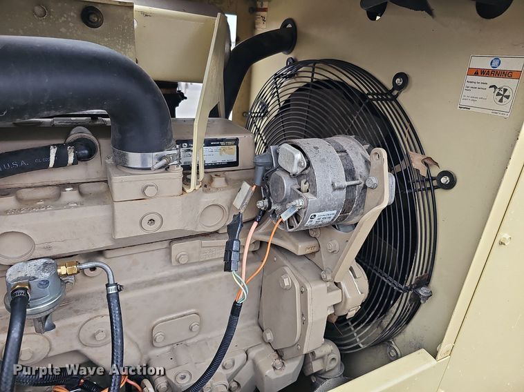 image for item MH9404 2001 Ingersoll Rand  P185WJDJ air compressor