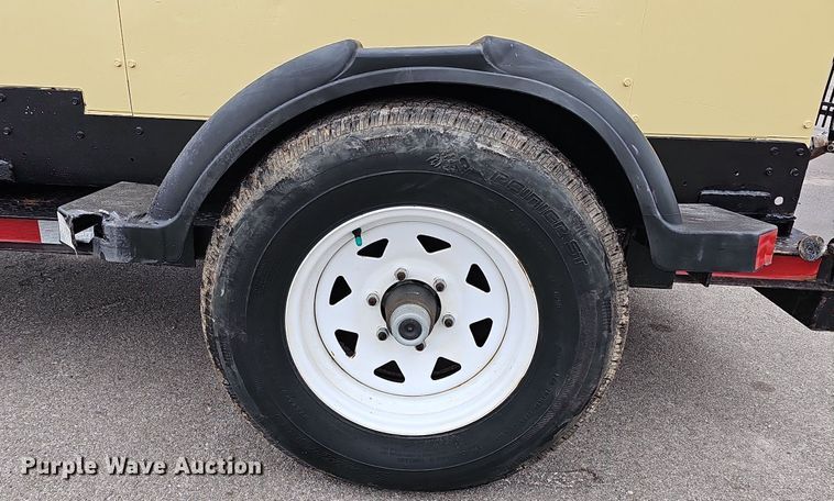 image for item MH9404 2001 Ingersoll Rand  P185WJDJ air compressor