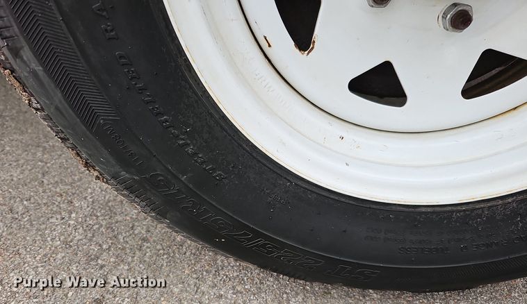 image for item MH9404 2001 Ingersoll Rand  P185WJDJ air compressor