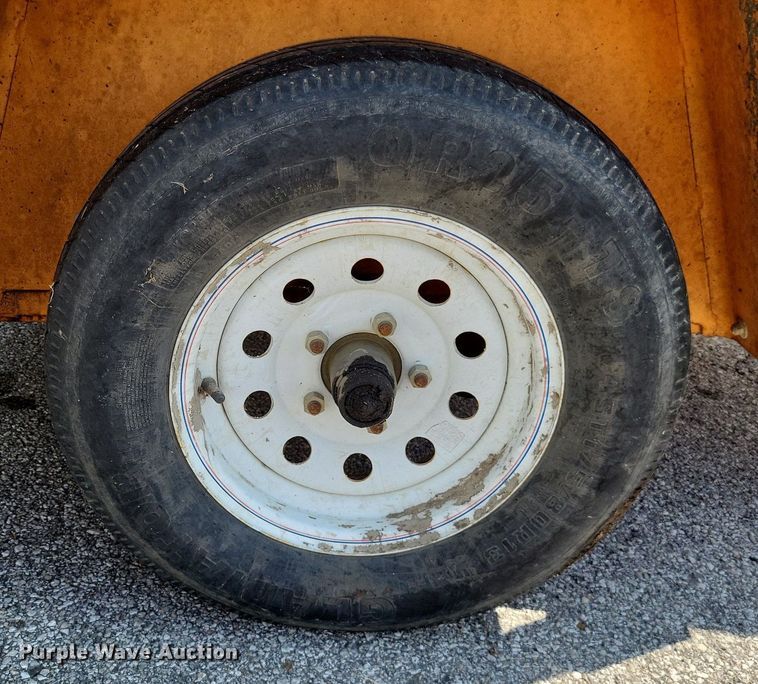 image for item MI9791 2013 Traffic signal trailer