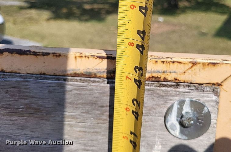 image for item MI9791 2013 Traffic signal trailer