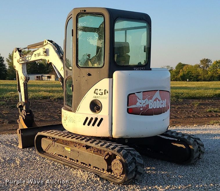 image for item MJ9413 2008 Bobcat 430HAG  mini excavator