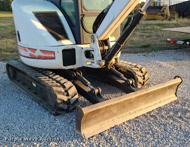 image for item MJ9413 2008 Bobcat 430HAG  mini excavator