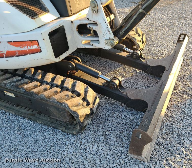 image for item MJ9413 2008 Bobcat 430HAG  mini excavator