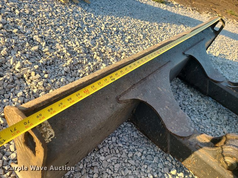 image for item MJ9413 2008 Bobcat 430HAG  mini excavator