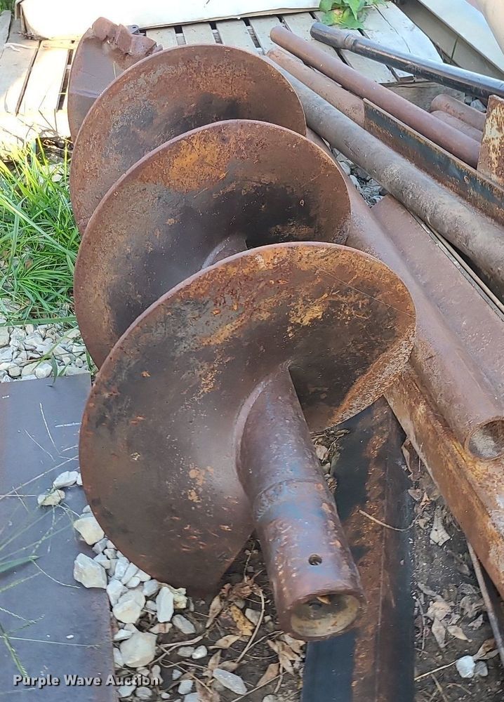 image for item MJ9414 Bobcat  skid steer auger