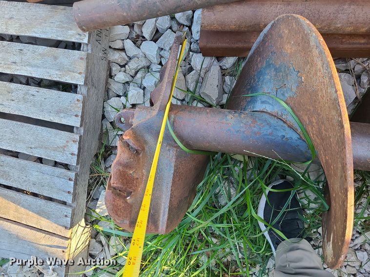 image for item MJ9414 Bobcat  skid steer auger