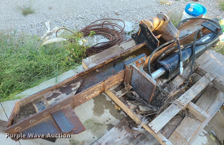 image for item MJ9415 Excavator wood splitter