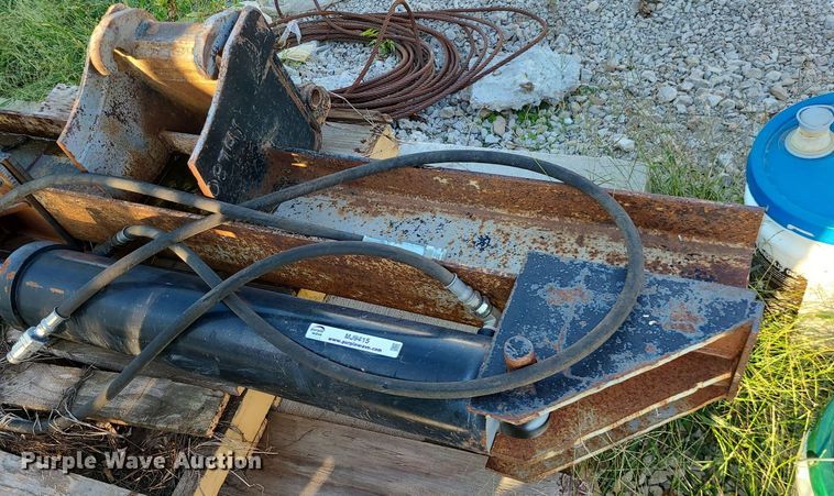 image for item MJ9415 Excavator wood splitter