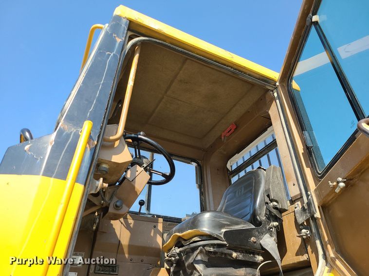 image for item MJ9421 1996 Caterpillar D400D haul truck