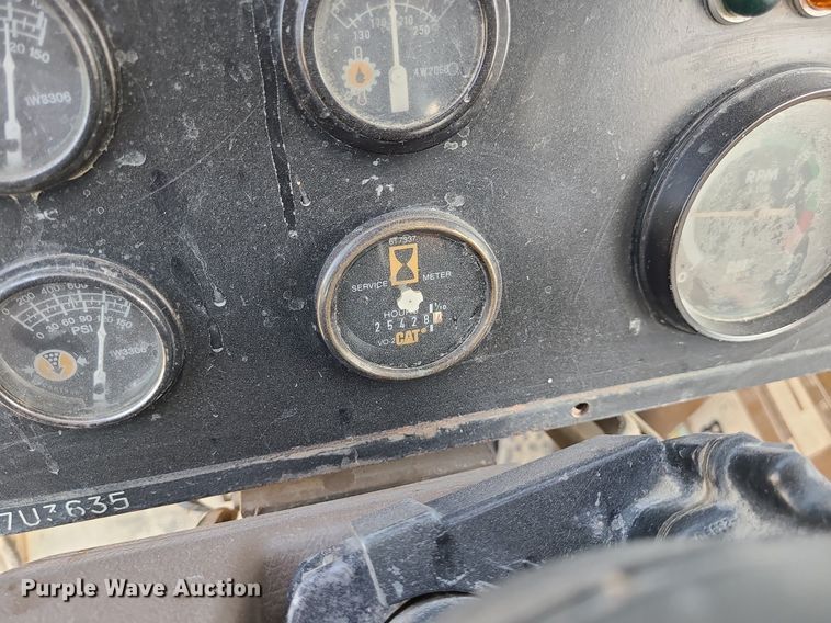 image for item MJ9421 1996 Caterpillar D400D haul truck