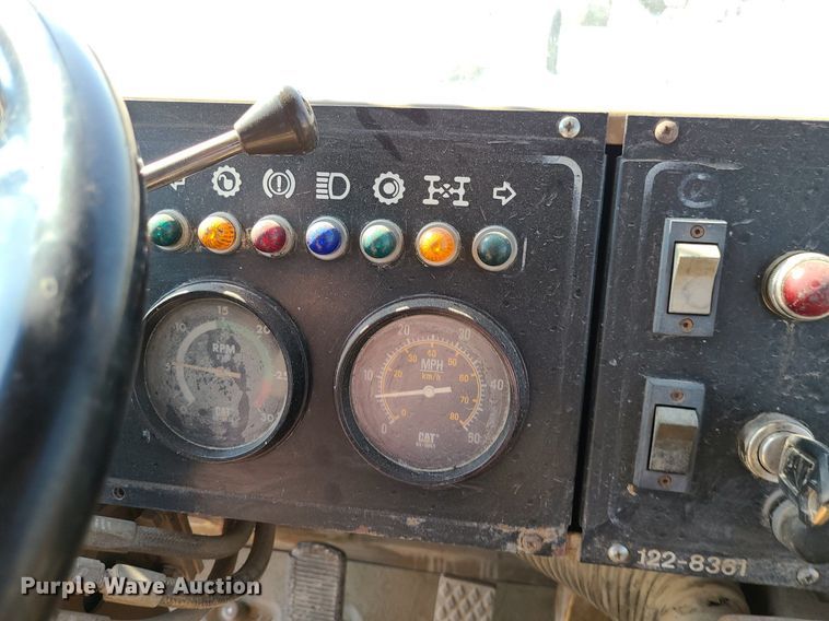 image for item MJ9421 1996 Caterpillar D400D haul truck