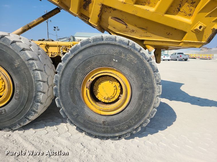 image for item MJ9421 1996 Caterpillar D400D haul truck