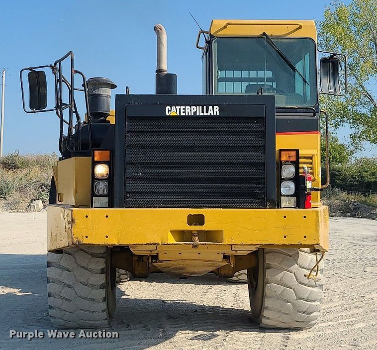 image for item MJ9422 1996 Caterpillar  D400D haul truck