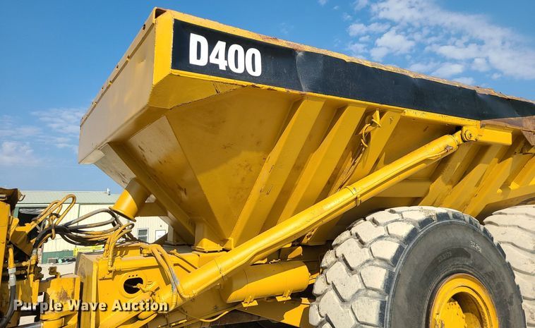 image for item MJ9422 1996 Caterpillar  D400D haul truck