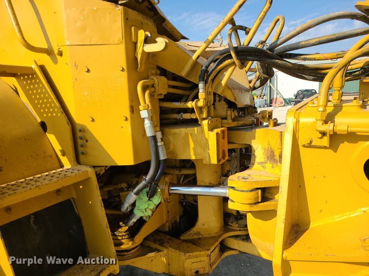 image for item MJ9422 1996 Caterpillar  D400D haul truck