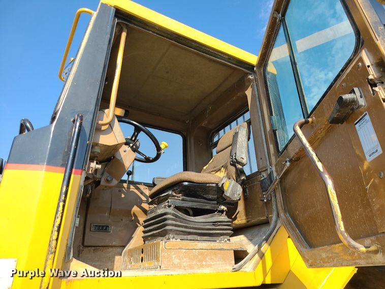 image for item MJ9422 1996 Caterpillar  D400D haul truck