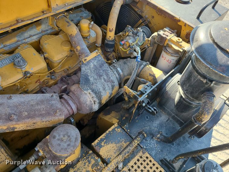 image for item MJ9422 1996 Caterpillar  D400D haul truck