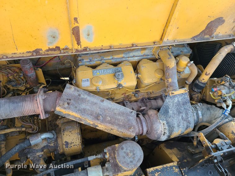 image for item MJ9422 1996 Caterpillar  D400D haul truck