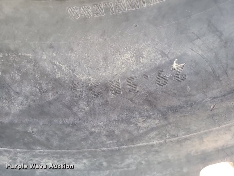 image for item MJ9422 1996 Caterpillar  D400D haul truck