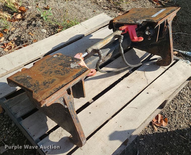 image for item MJ9432 Skid steer quick attachment