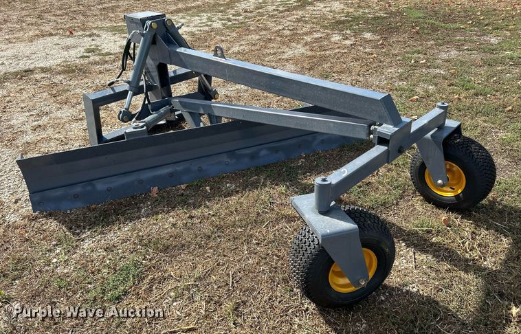 image for item MO9052 Skid steer grader