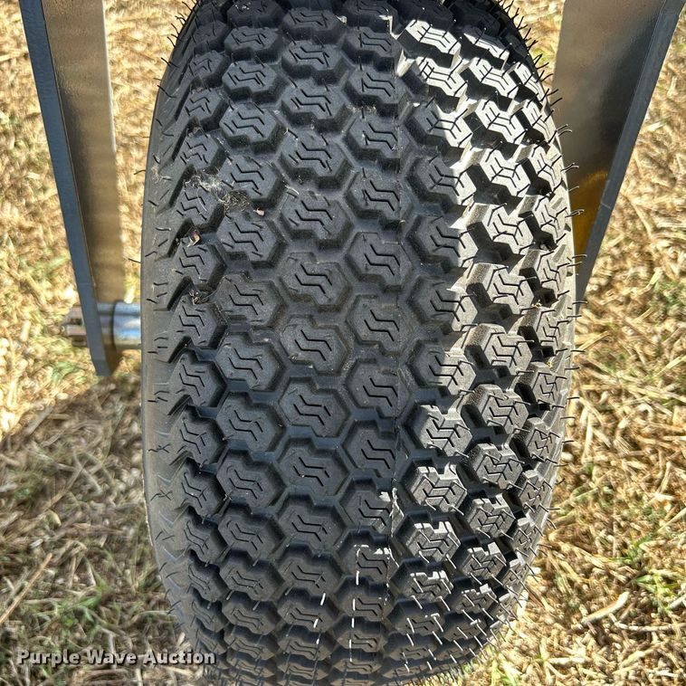 image for item MO9052 Skid steer grader