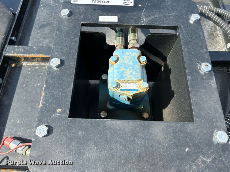 image for item MO9053 4' Excavator brush cutter