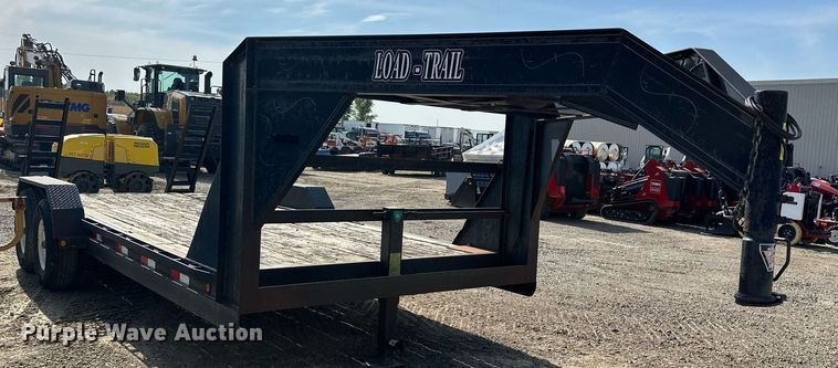 image for item MQ9449 2001 Load Trail  equipment trailer